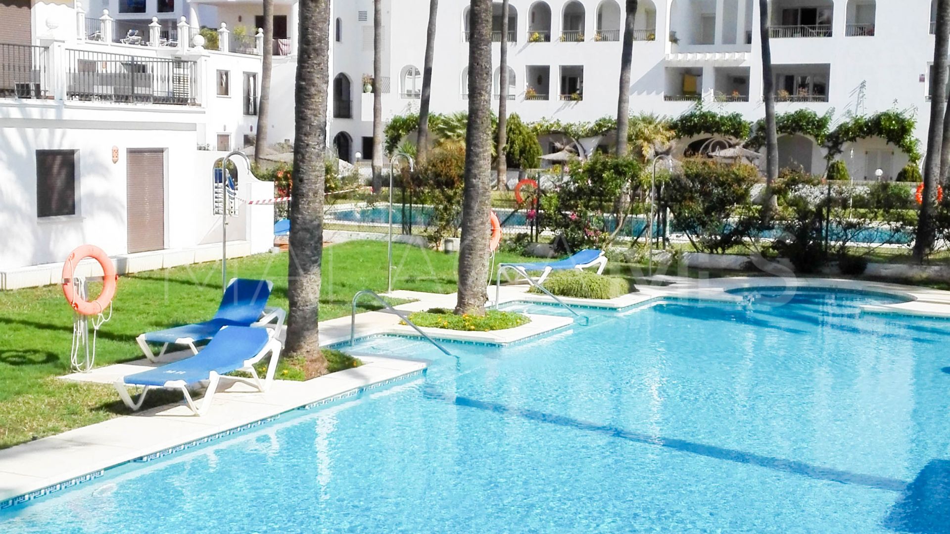 Lägenhet for sale in Puerto La Duquesa