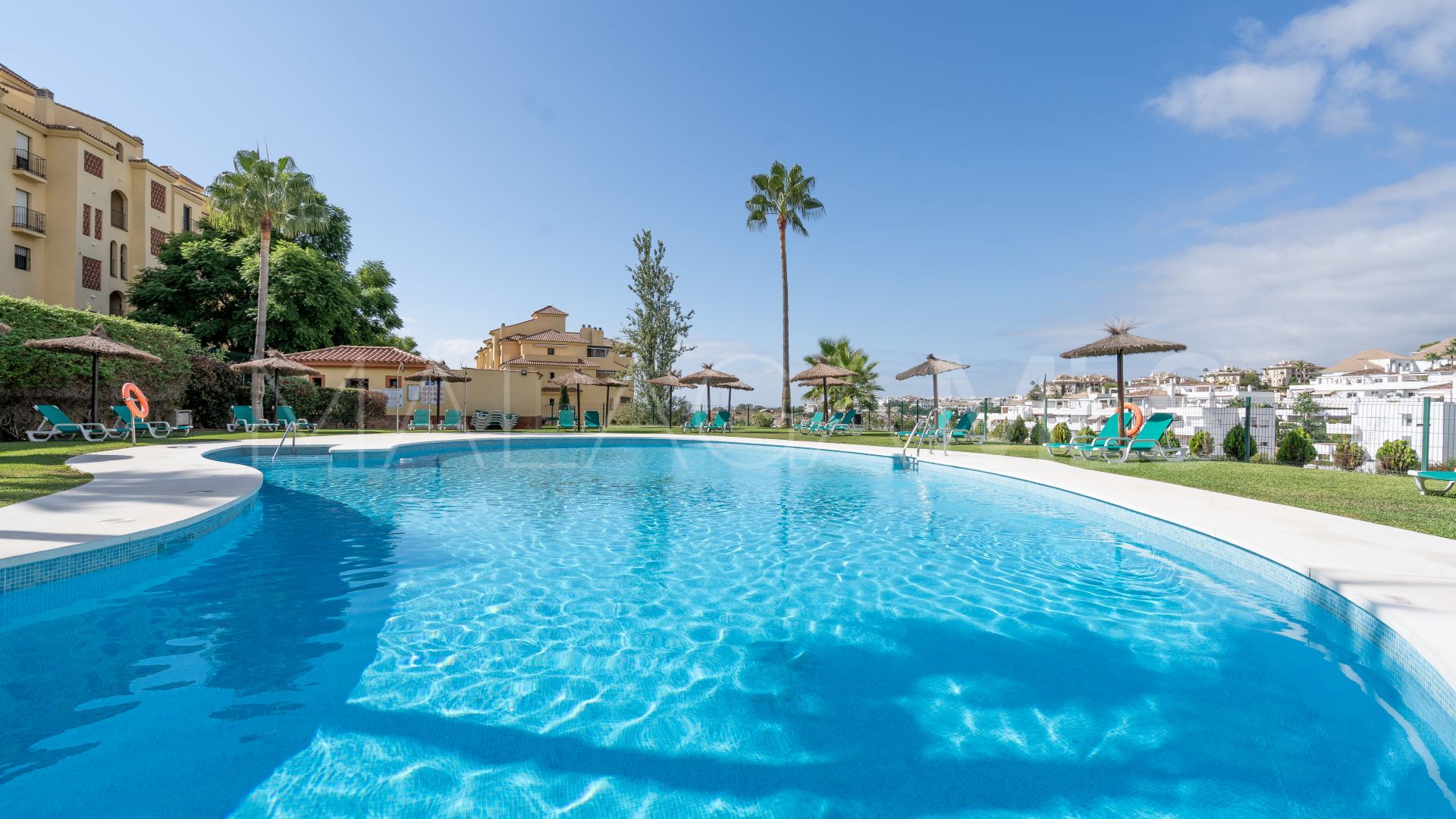 Buy apartamento planta baja in La Resina Golf with 2 bedrooms