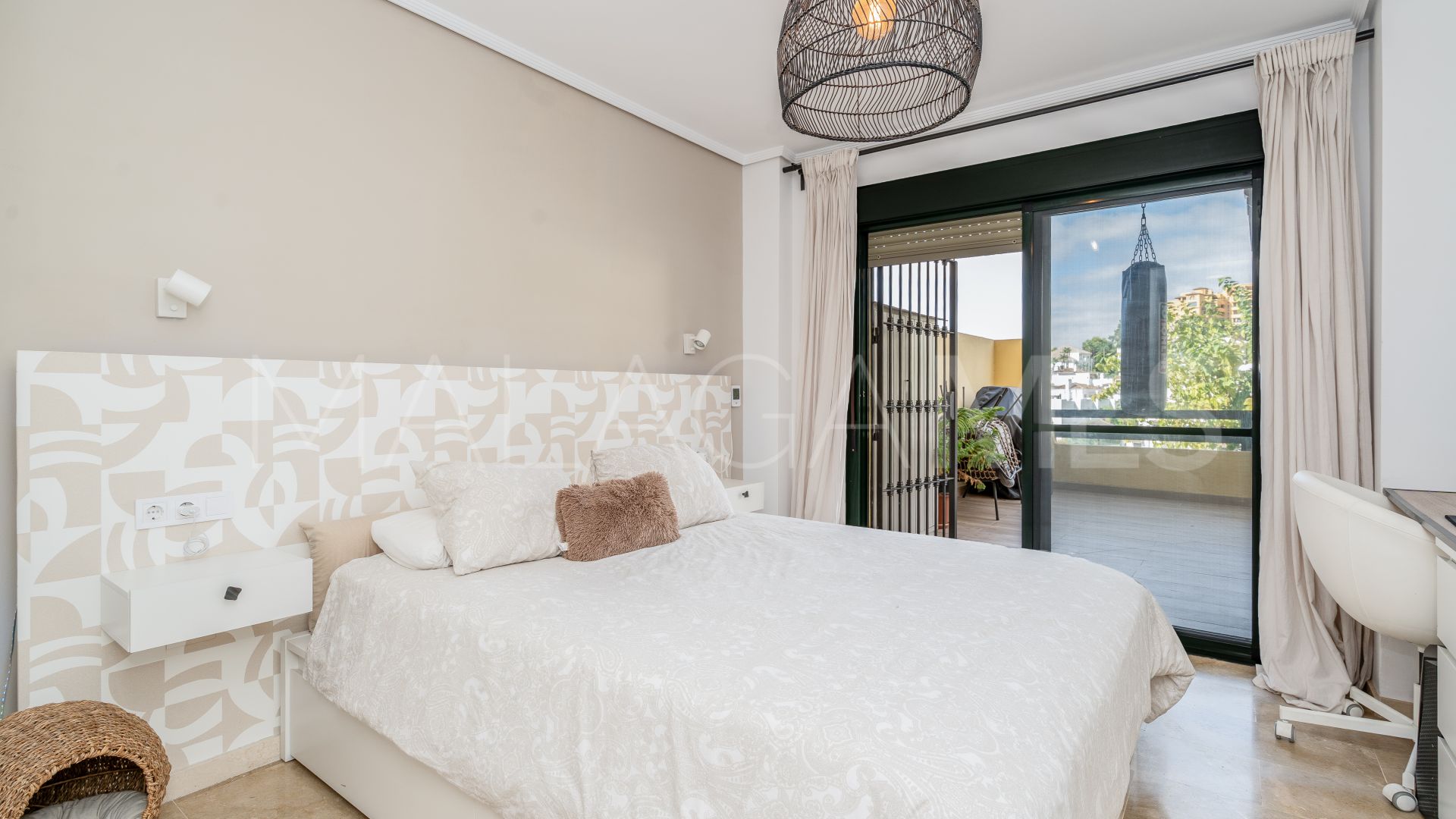 Buy apartamento planta baja in La Resina Golf with 2 bedrooms