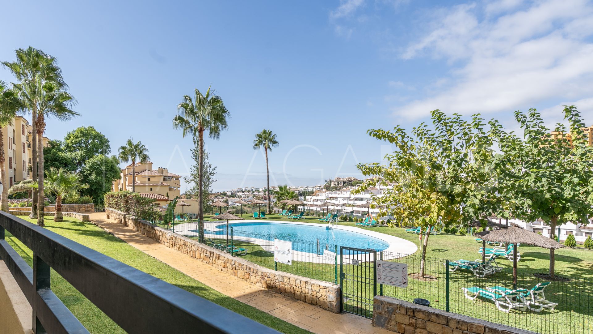 Buy apartamento planta baja in La Resina Golf with 2 bedrooms
