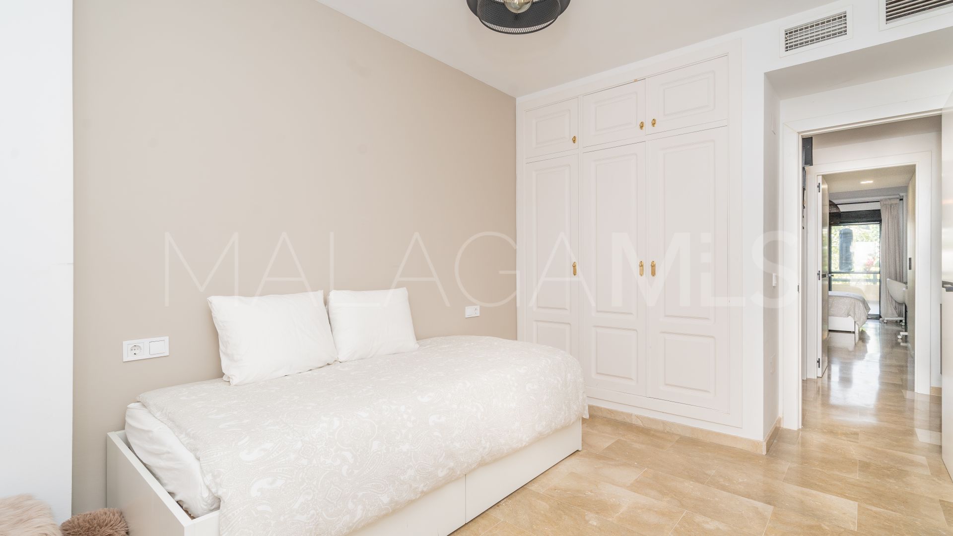 Buy apartamento planta baja in La Resina Golf with 2 bedrooms