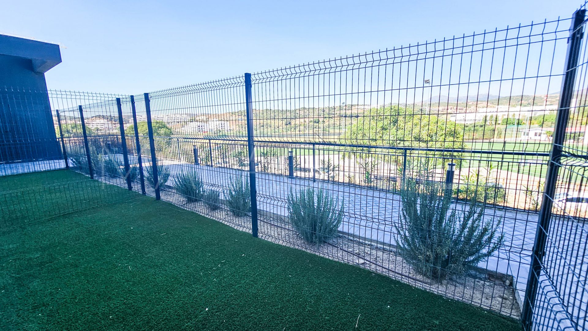 Apartamento planta baja for sale in Estepona Oeste de 2 bedrooms