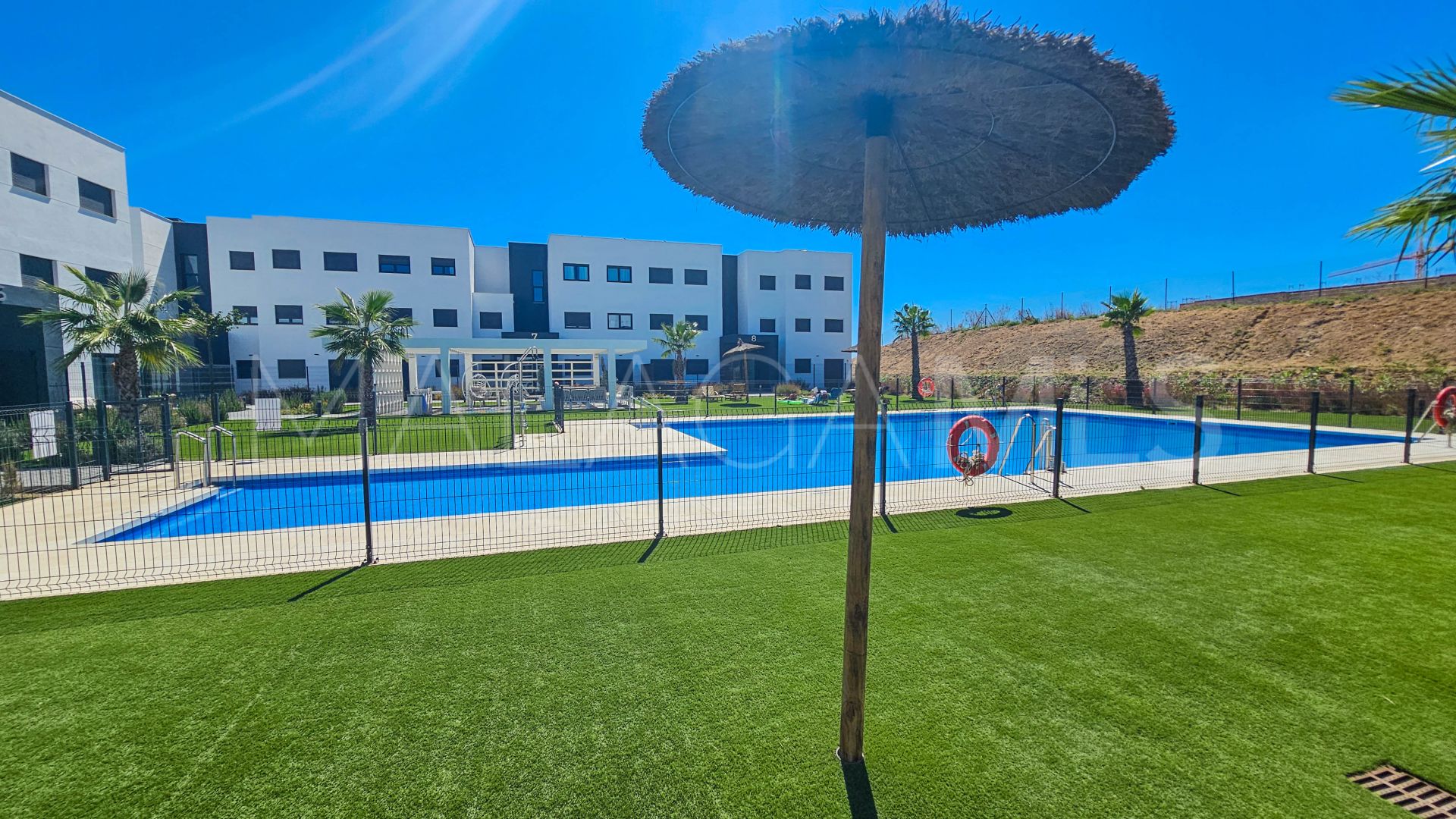 Apartamento planta baja for sale in Estepona Oeste de 2 bedrooms