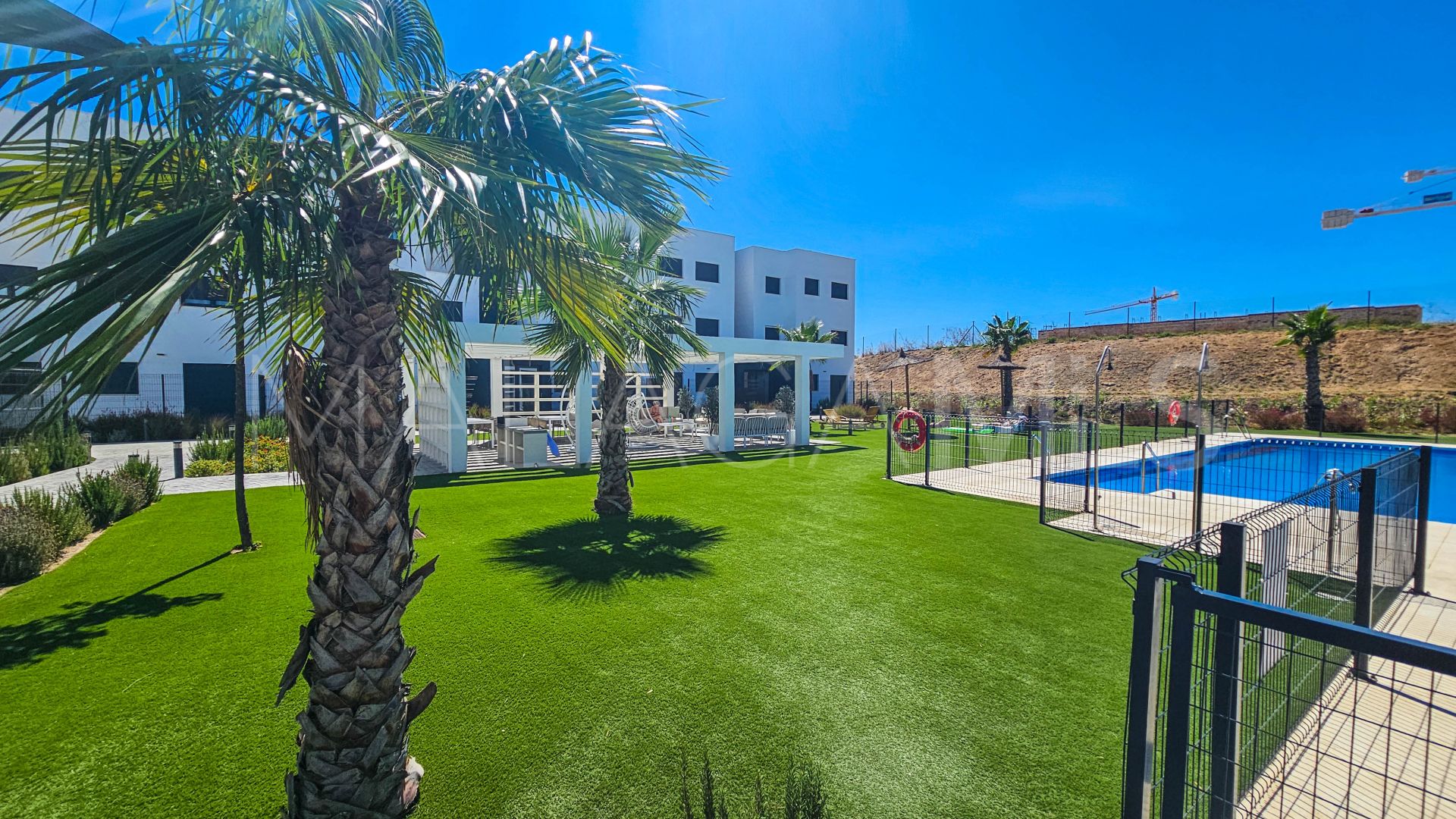 Apartamento planta baja for sale in Estepona Oeste de 2 bedrooms