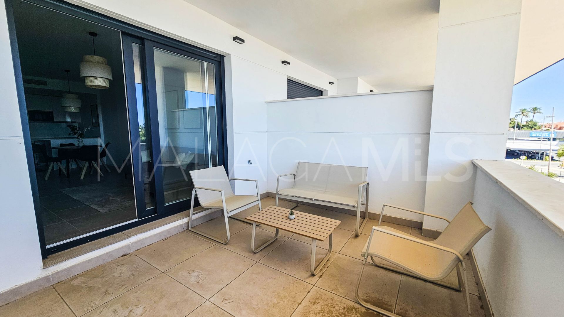 Apartamento planta baja a la venta in Estepona Oeste