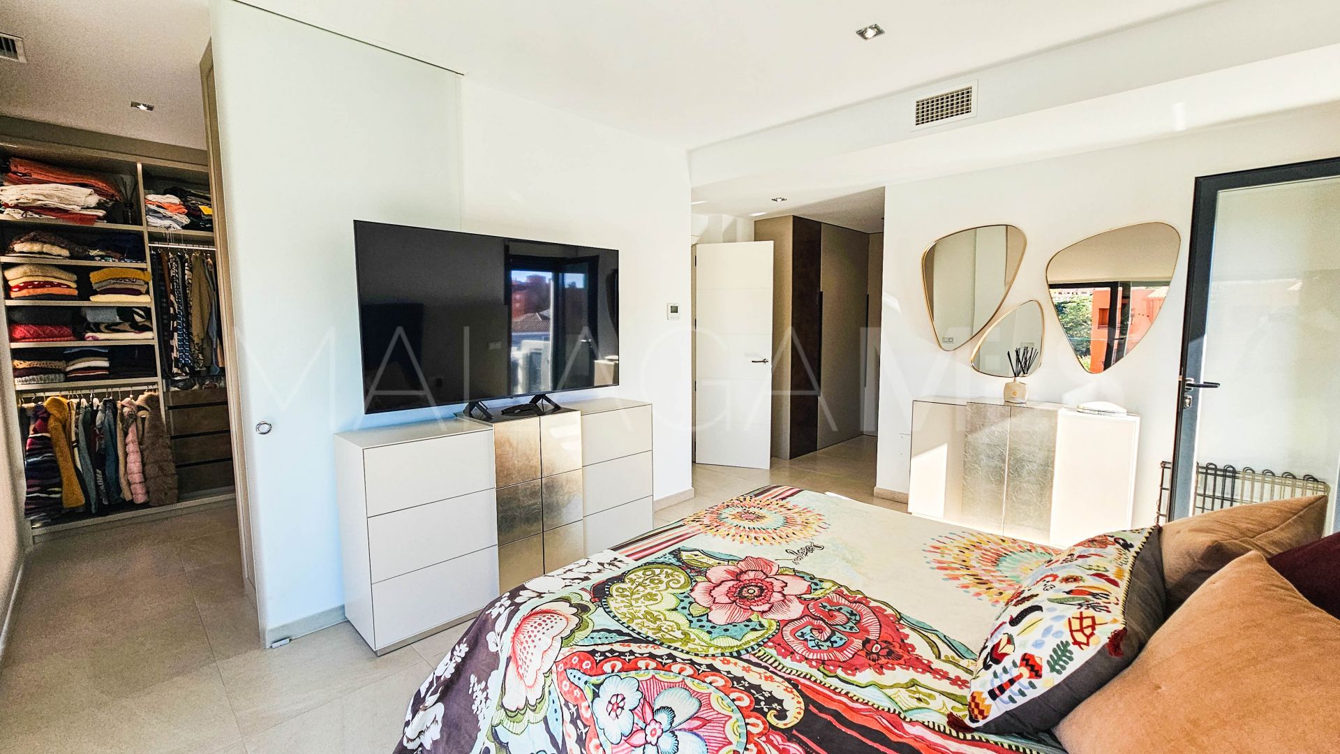 Villa for sale in Los Hidalgos