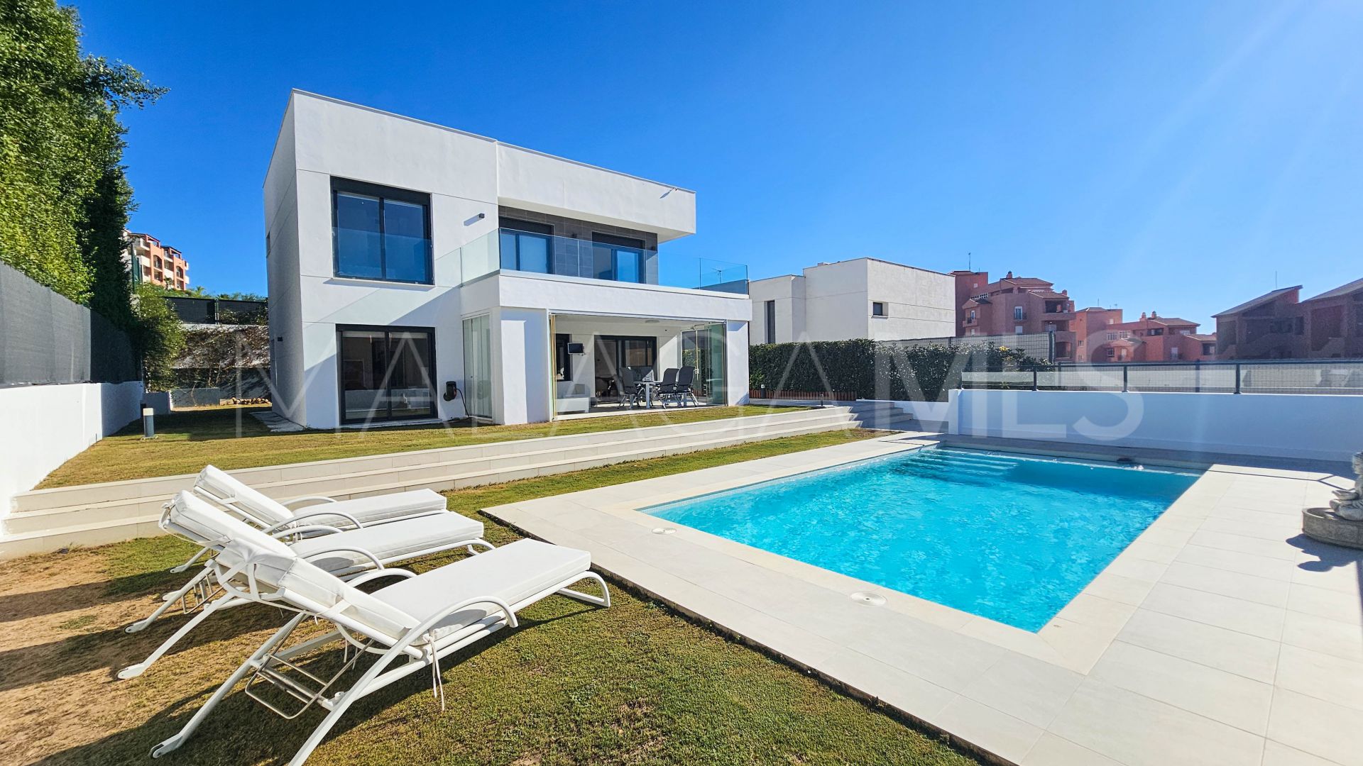Villa for sale in Los Hidalgos
