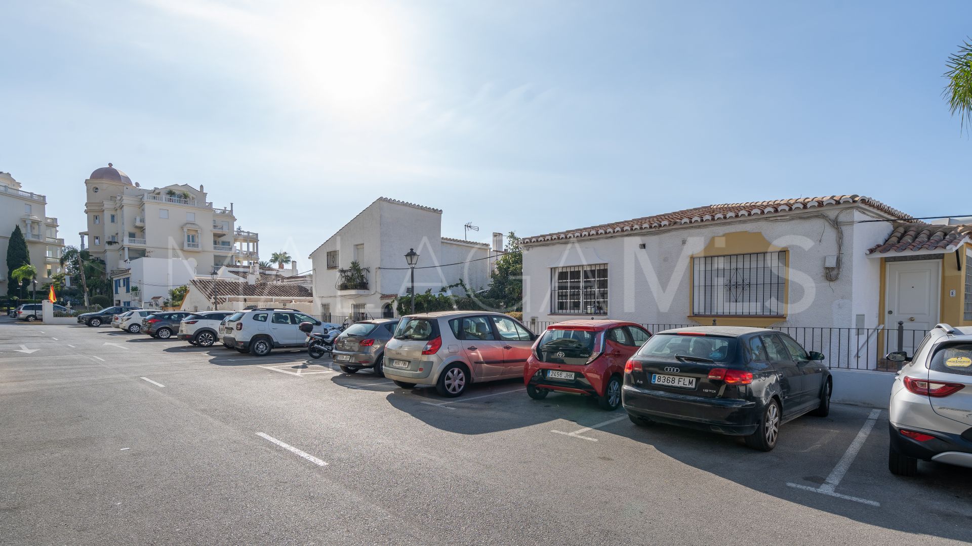 Maison de ville for sale in El Pirata