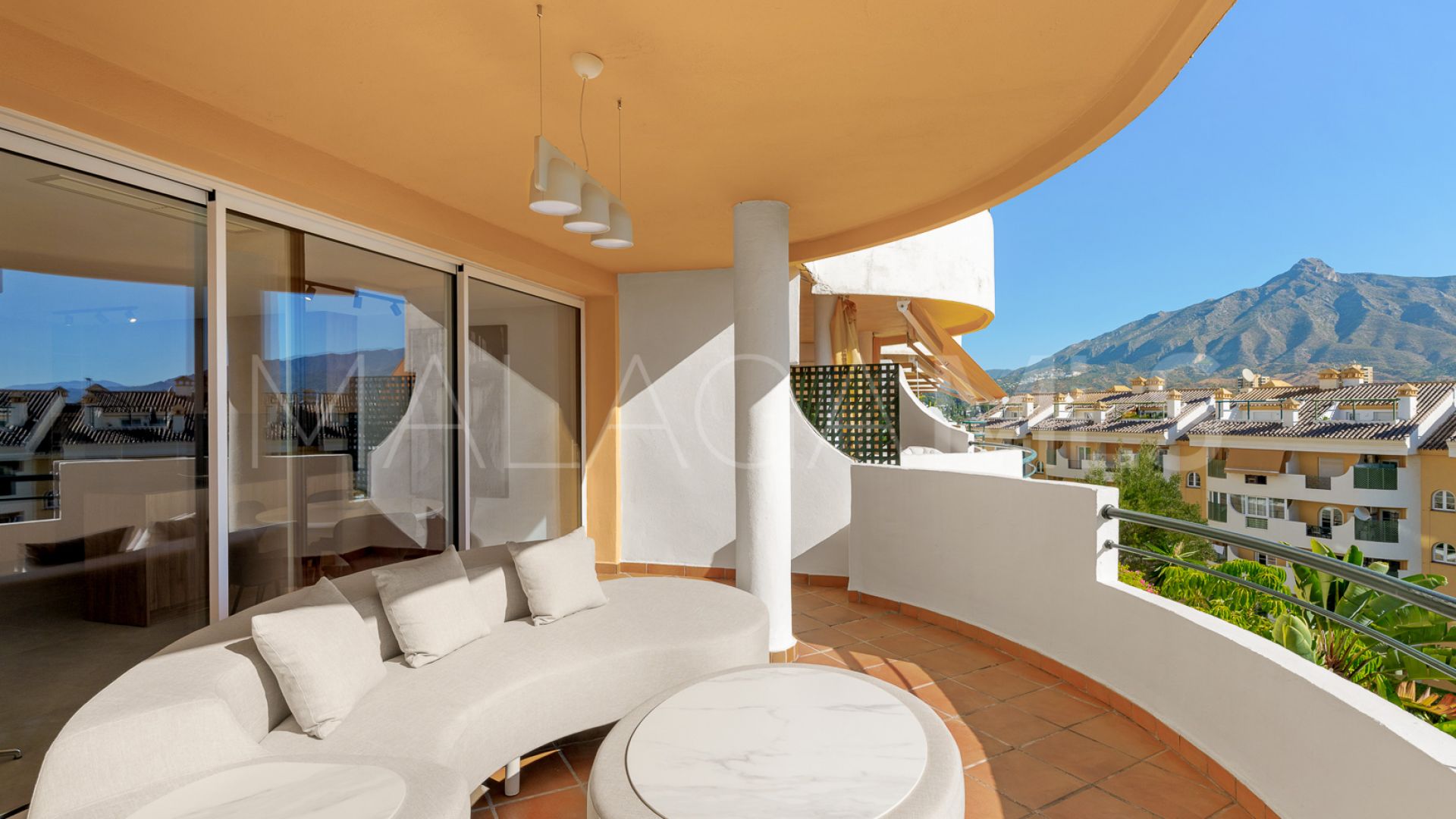 Señorio de Aloha, atico duplex for sale de 3 bedrooms