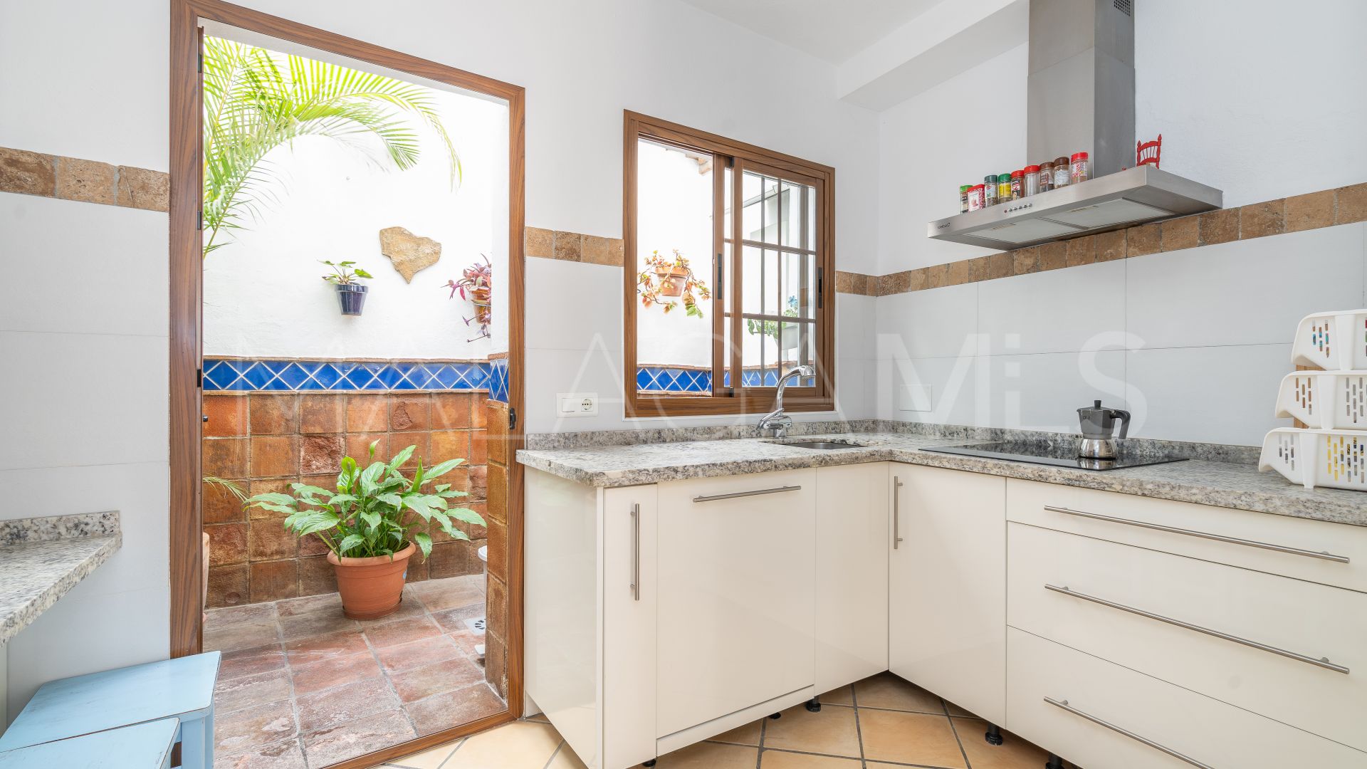 Se vende adosado in Estepona Casco Antiguo