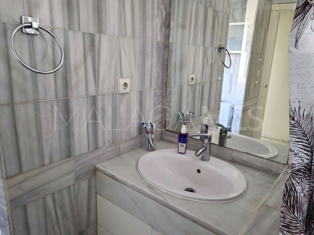 For sale duplex penthouse in Los Naranjos de Marbella
