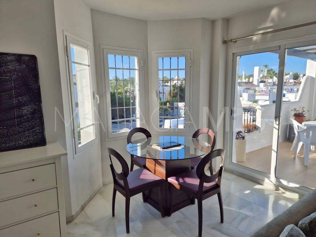 For sale duplex penthouse in Los Naranjos de Marbella