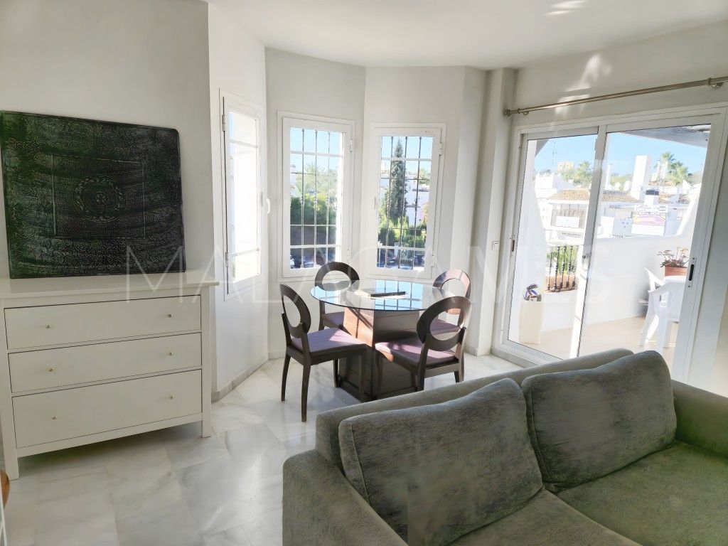 For sale duplex penthouse in Los Naranjos de Marbella