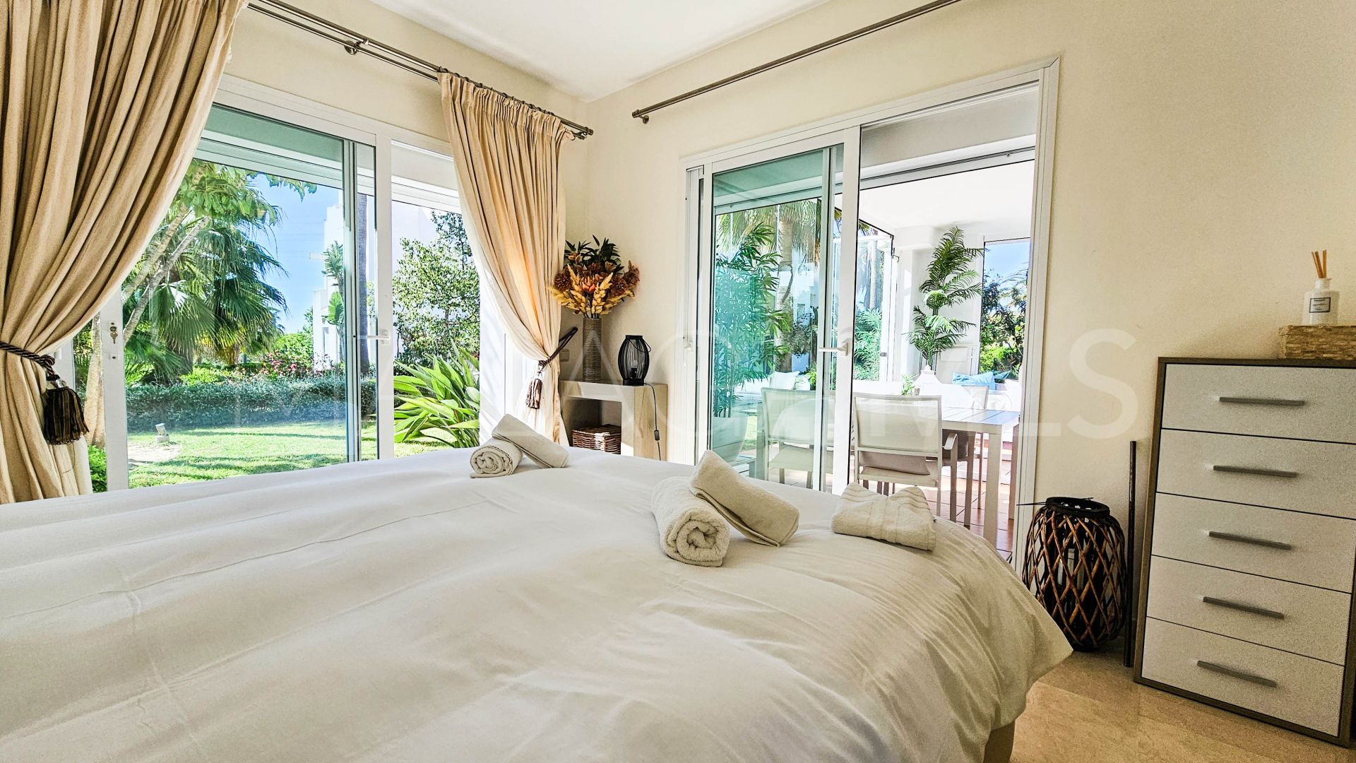 Appartement rez de chaussée for sale in Alcazaba Lagoon