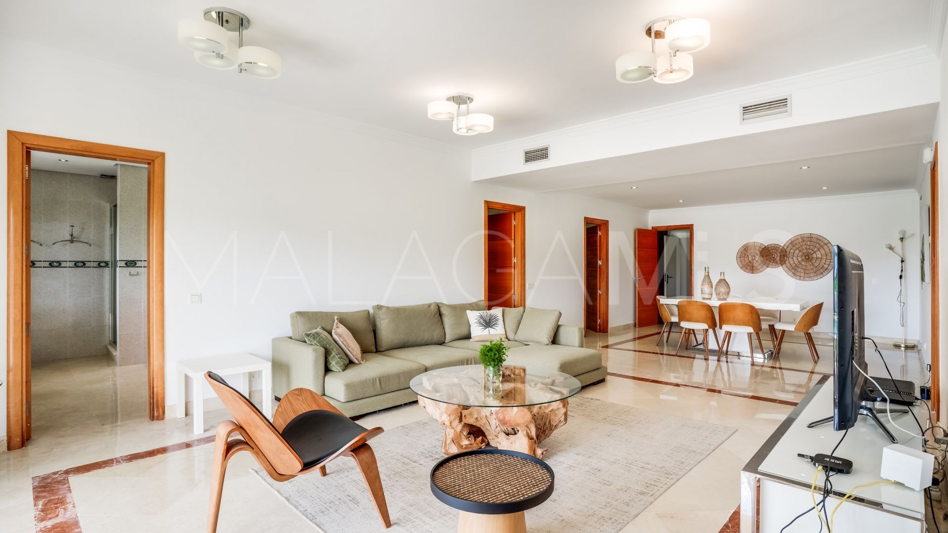 Villa for sale in Los Naranjos Golf