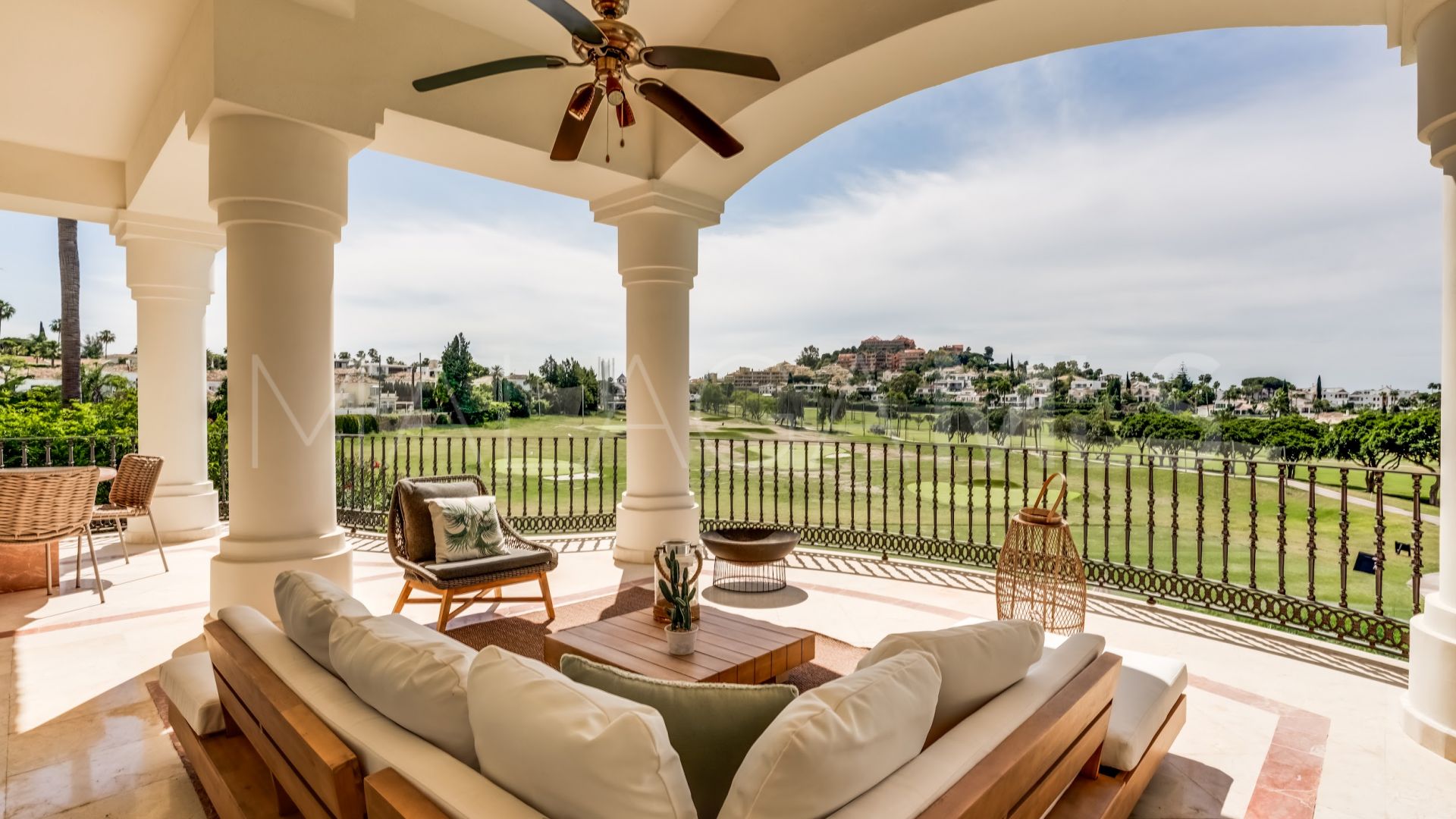 Villa for sale in Los Naranjos Golf
