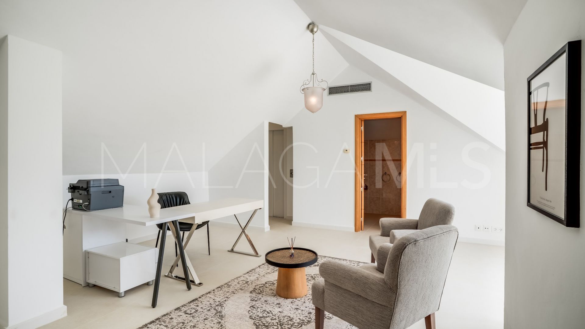 Villa for sale in Los Naranjos Golf