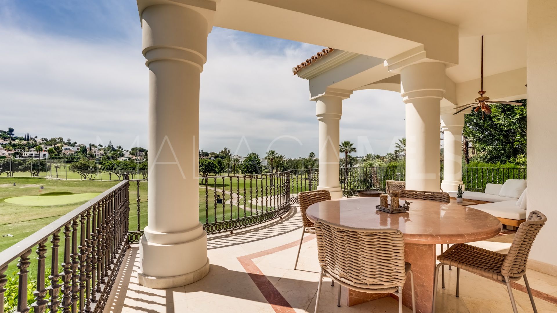 Villa for sale in Los Naranjos Golf