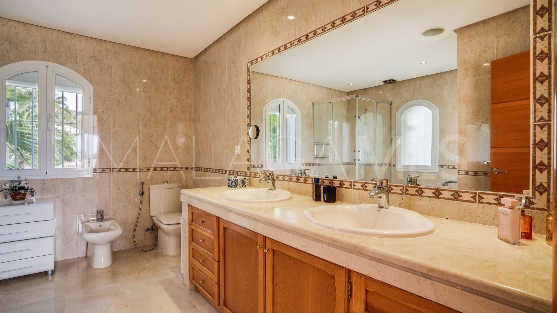 Villa for sale in Los Naranjos Golf