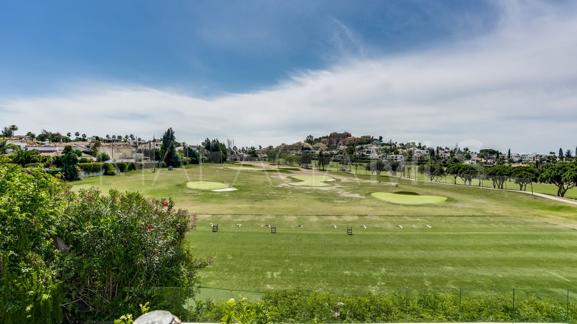 Villa for sale in Los Naranjos Golf