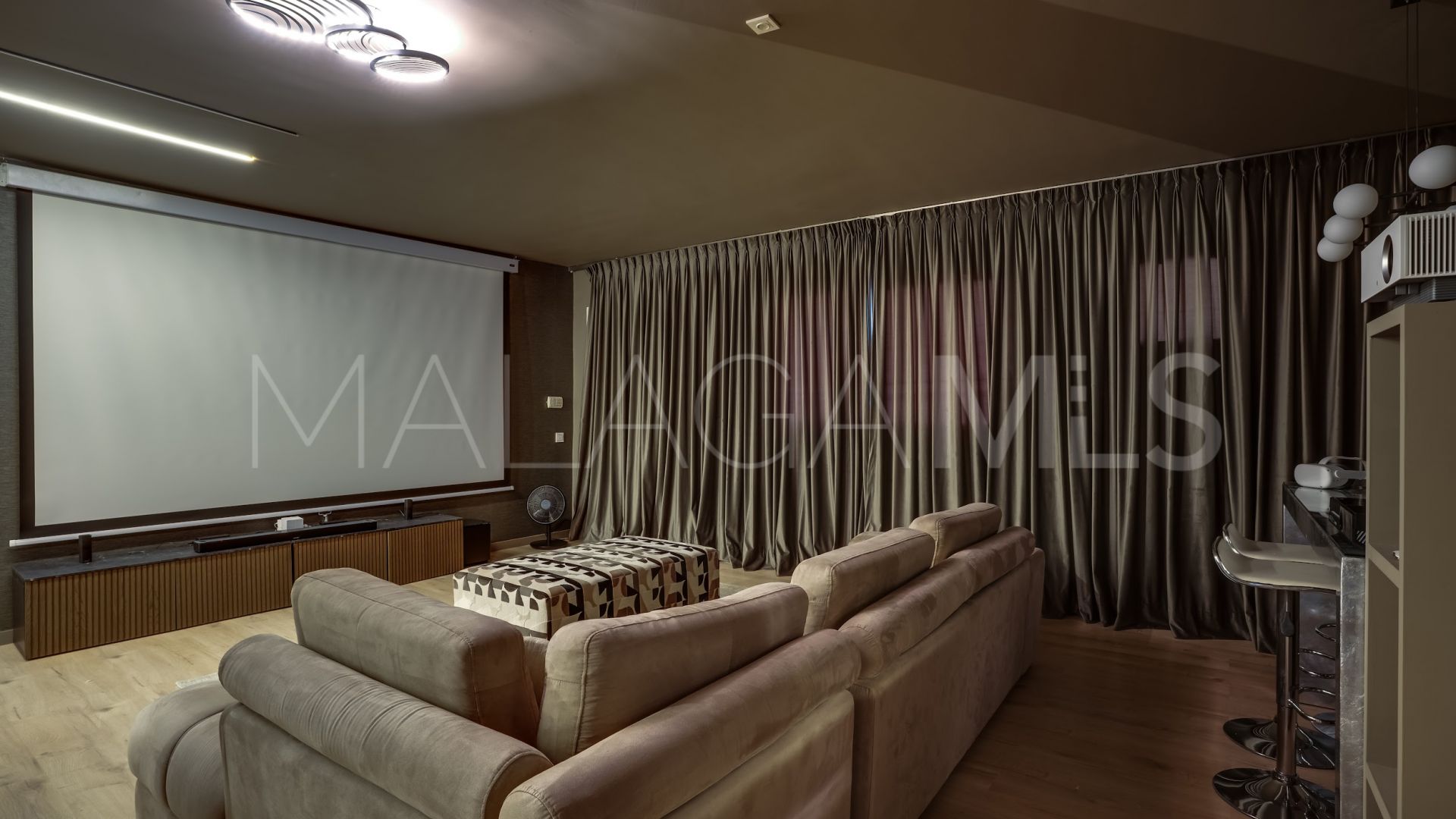 Villa for sale in Los Naranjos Golf