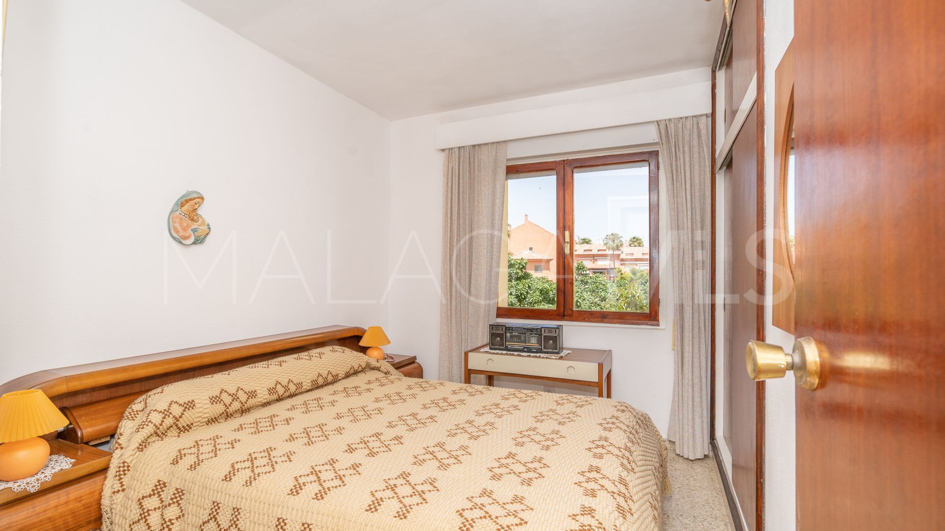 Wohnung for sale in Estepona Puerto