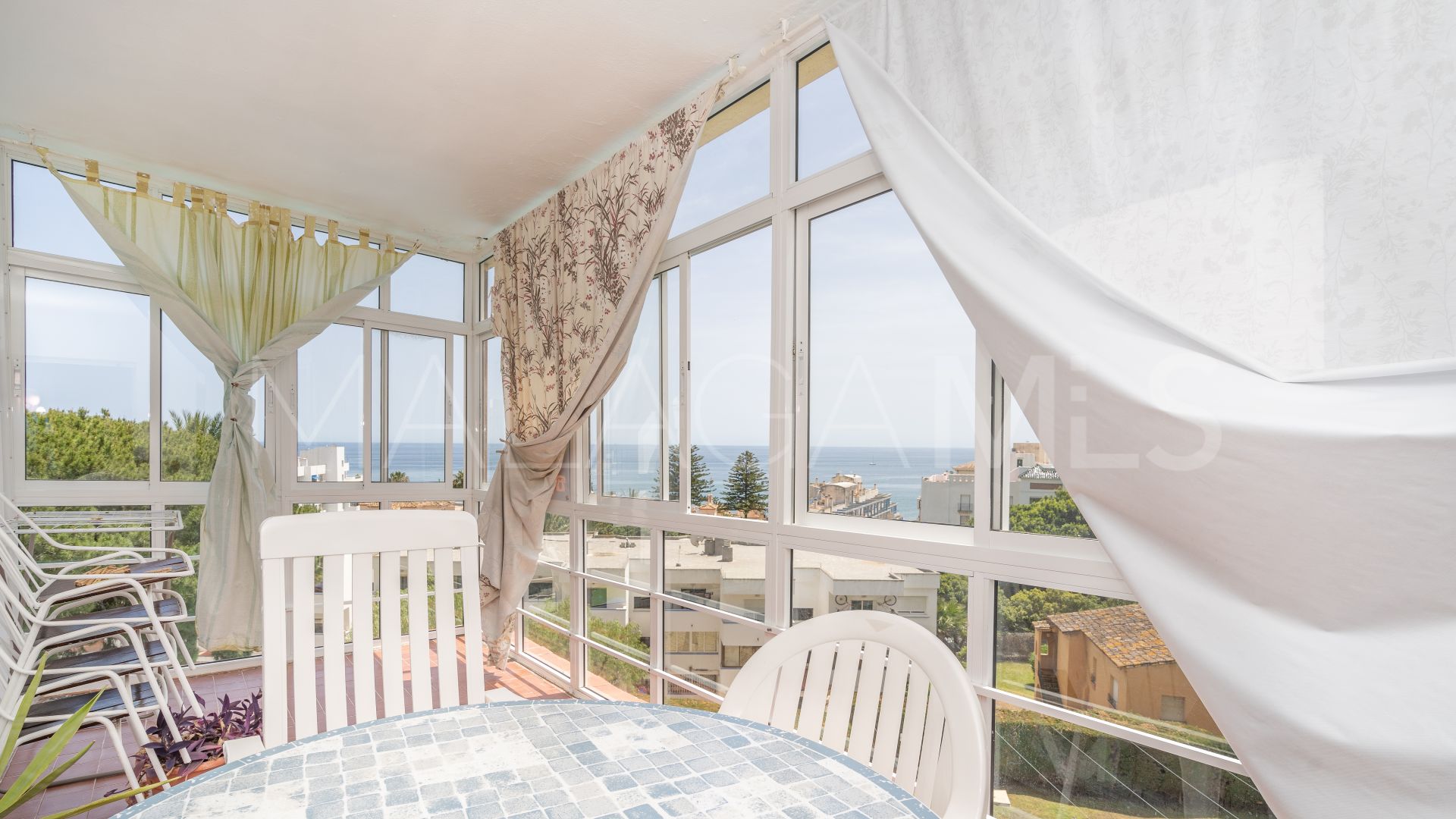 Wohnung for sale in Estepona Puerto