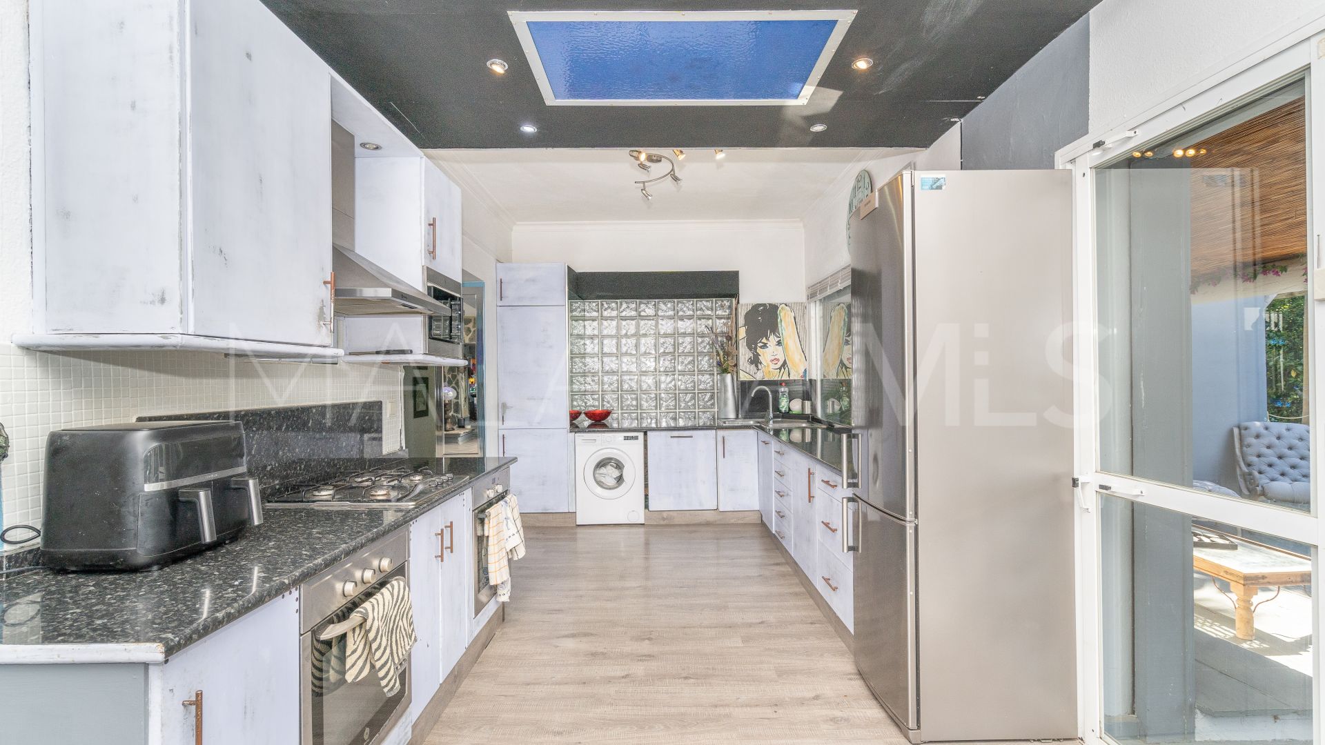 Villa for sale in Estepona Golf