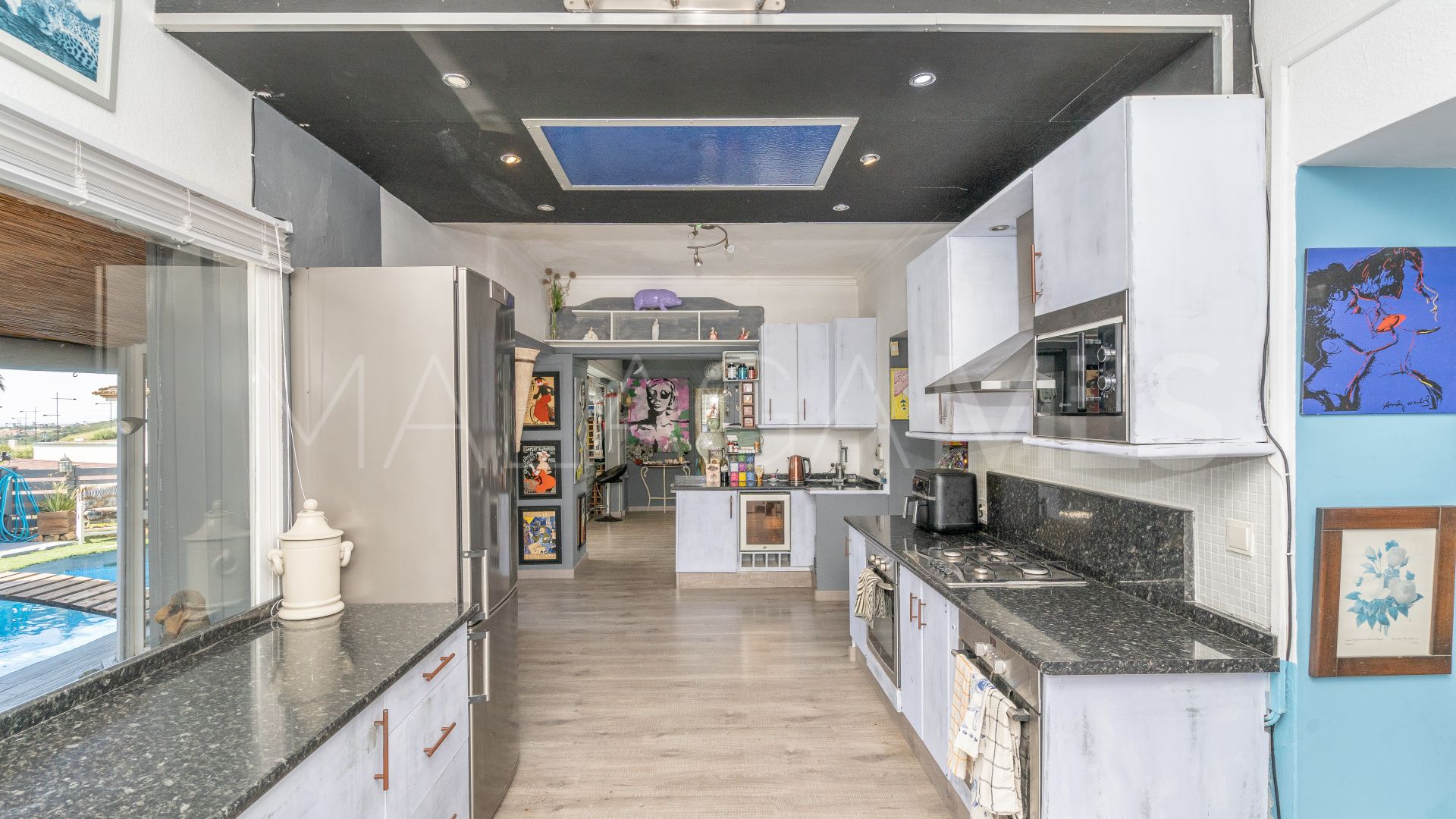 Villa for sale in Estepona Golf