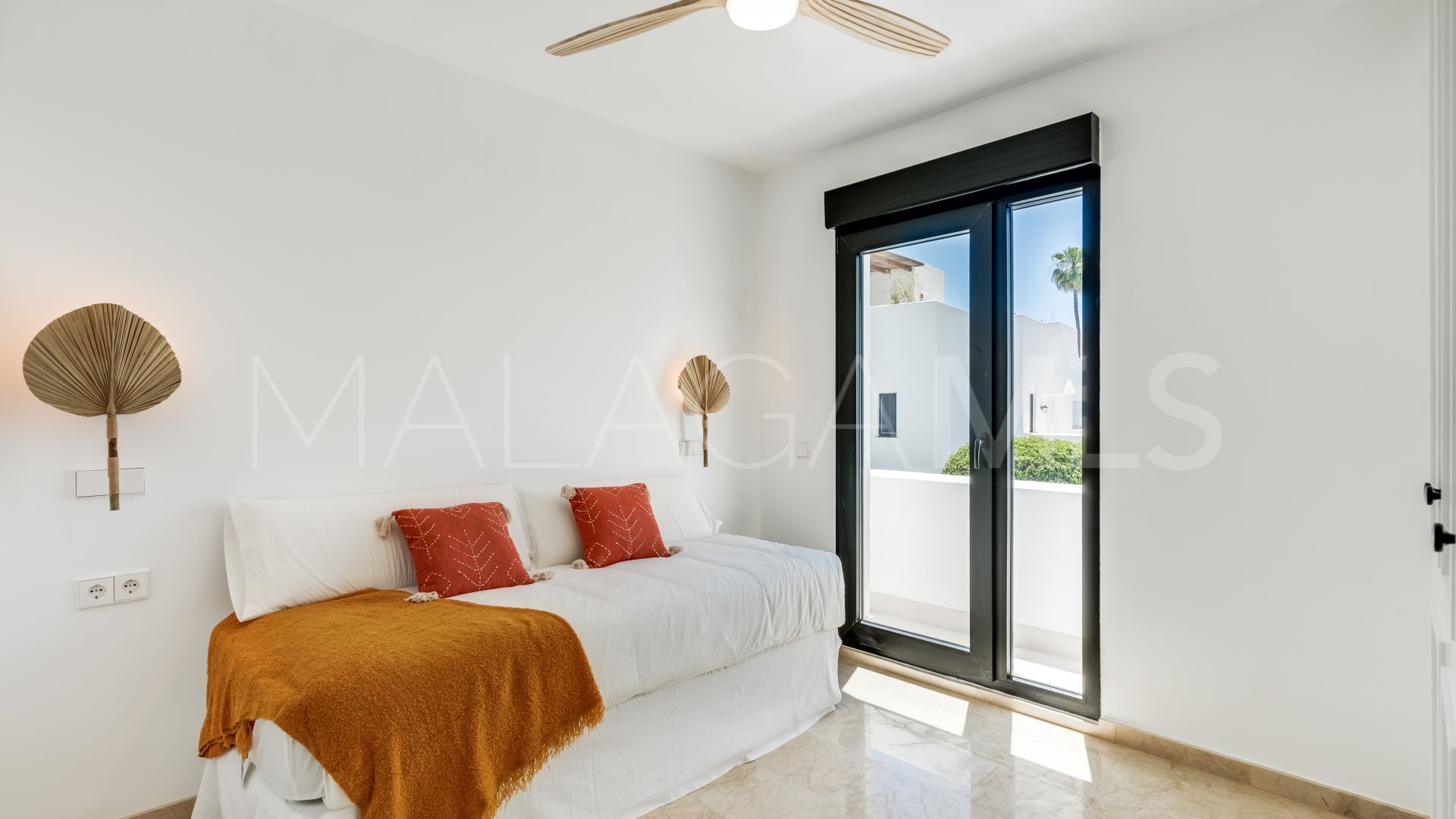 Radhus for sale in Linda Vista Baja