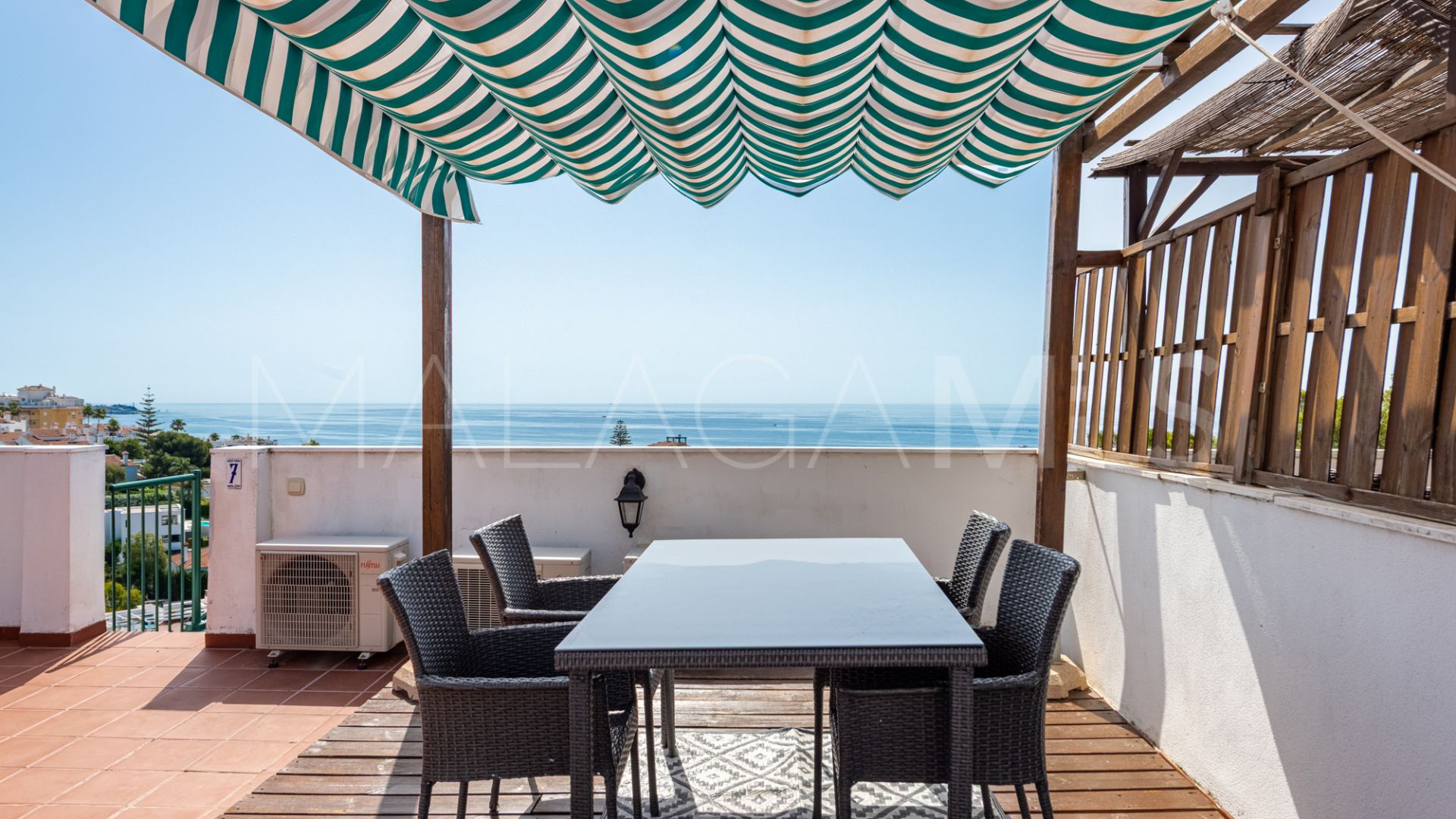 Takvåning for sale in Miraflores