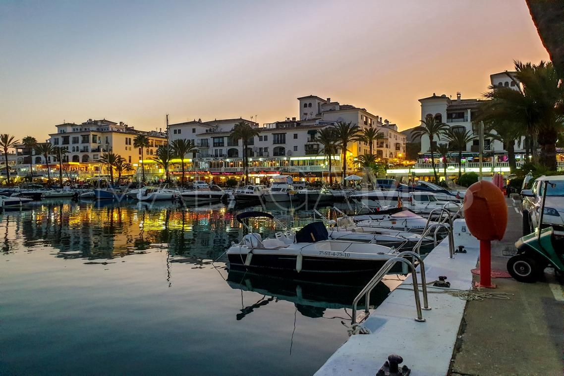 For sale ground floor apartment in La Duquesa