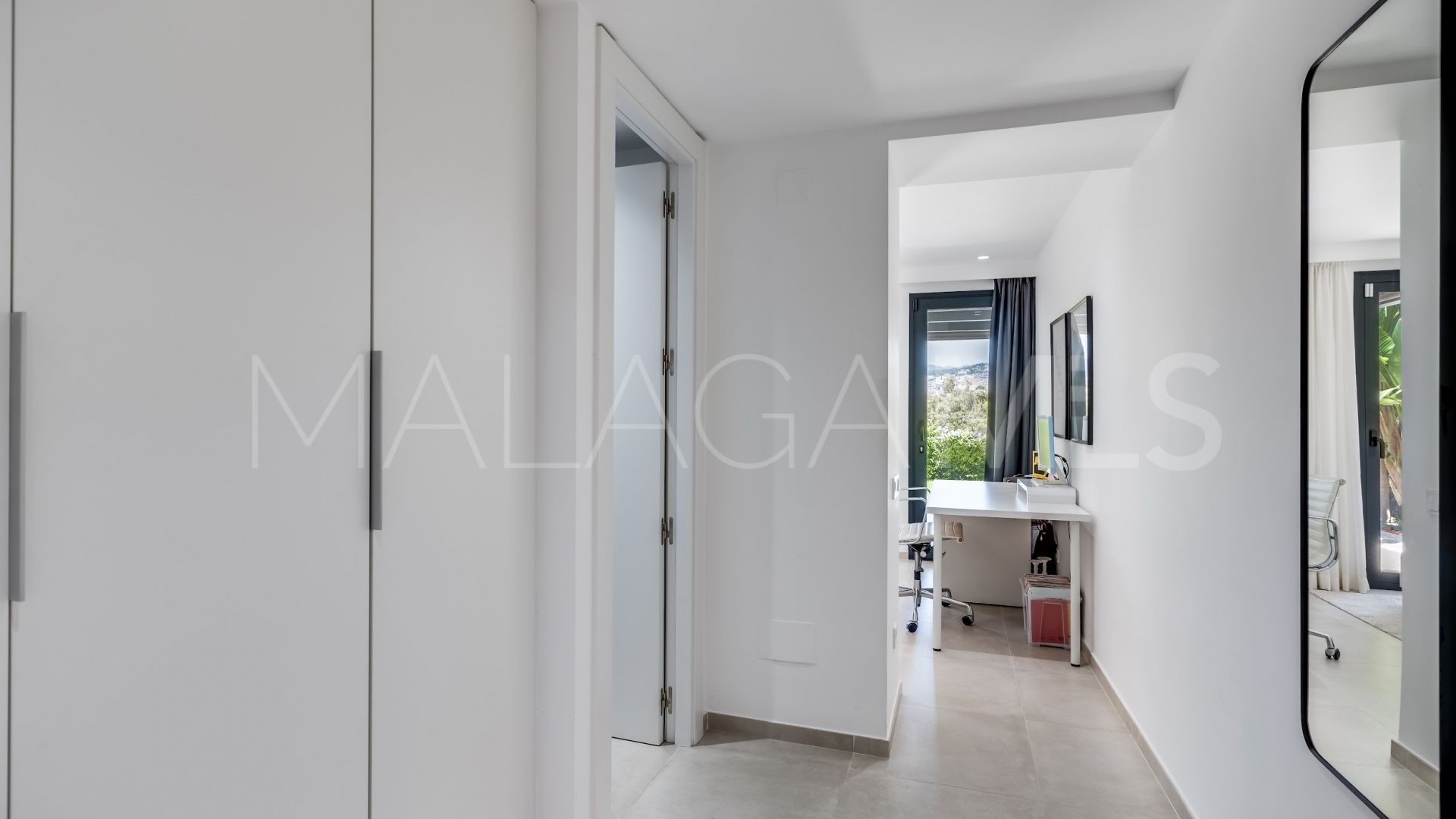 Buy Nueva Andalucia villa