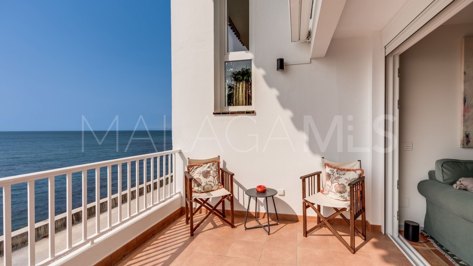 Duplex penthouse for sale in Bahia Dorada