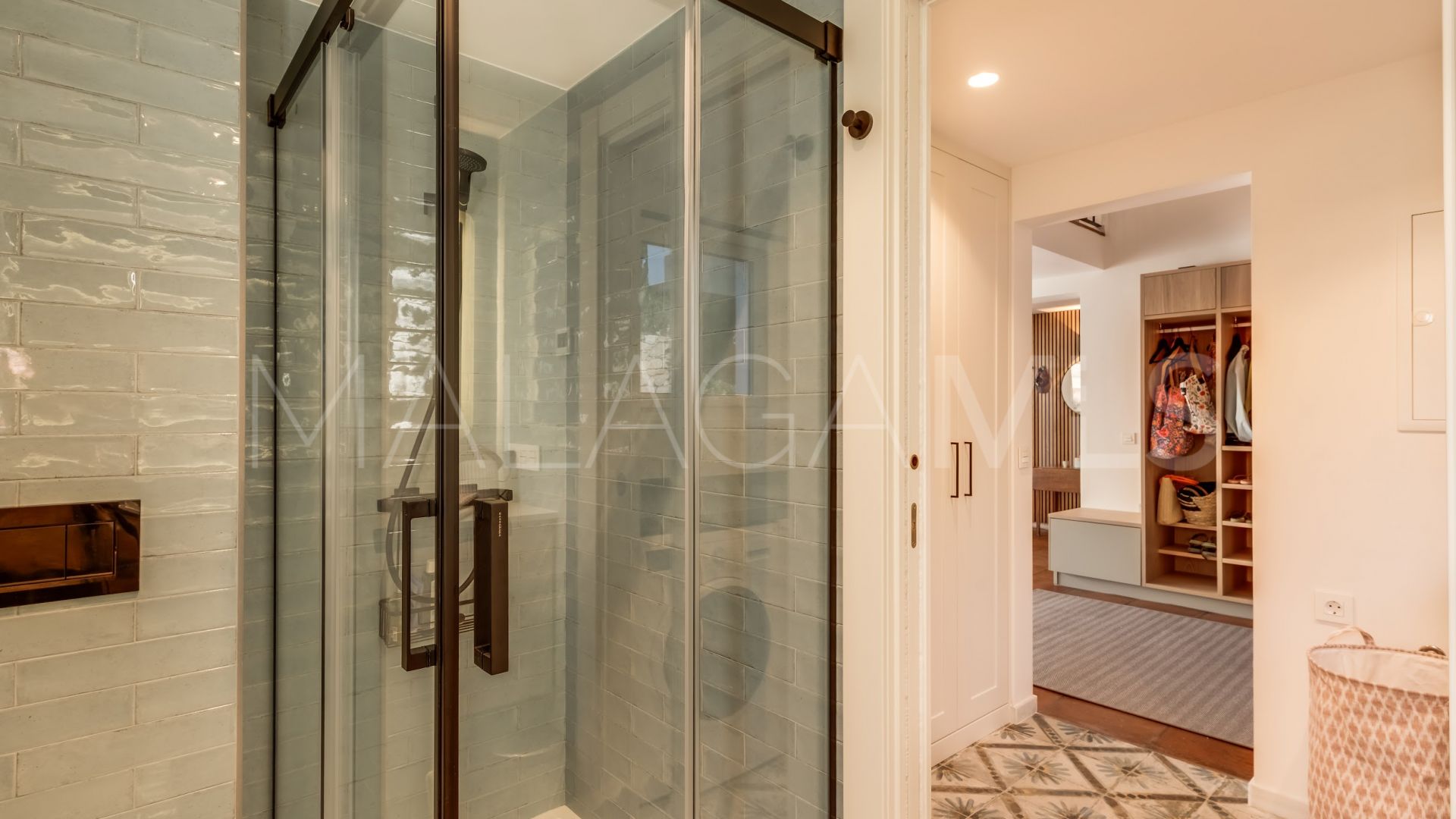 Duplex penthouse for sale in Bahia Dorada