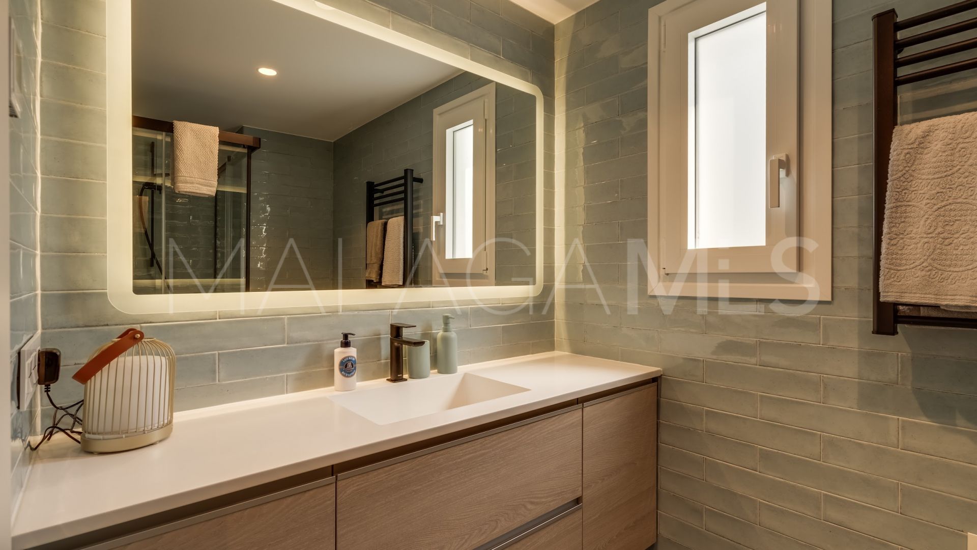 Duplex penthouse for sale in Bahia Dorada