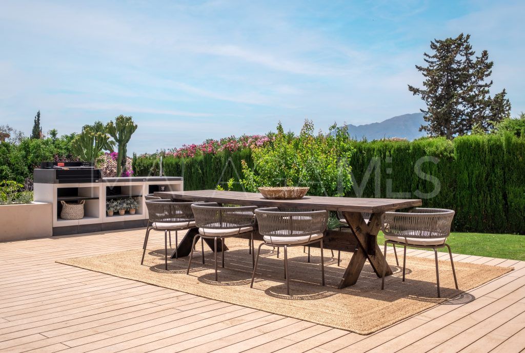 Villa for sale in Altos del Paraiso