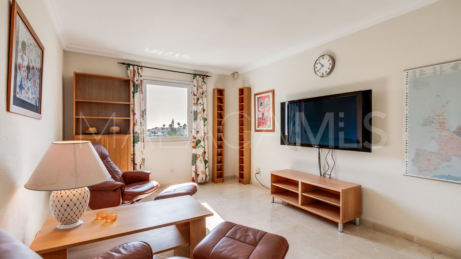 Estepona Este, apartamento a la venta with 4 bedrooms