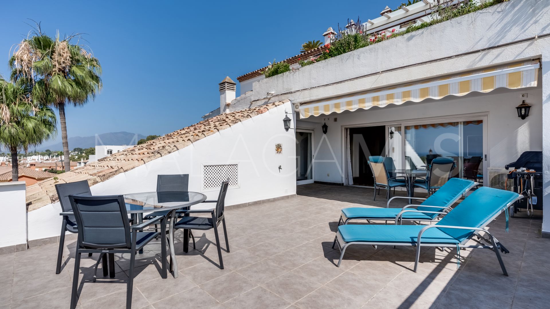 Estepona Este, apartamento a la venta with 4 bedrooms