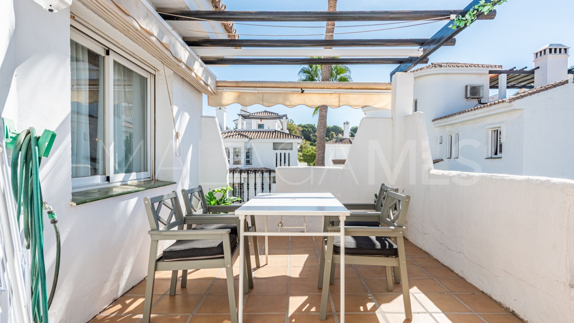 Zweistöckiges penthouse for sale in Los Naranjos de Marbella