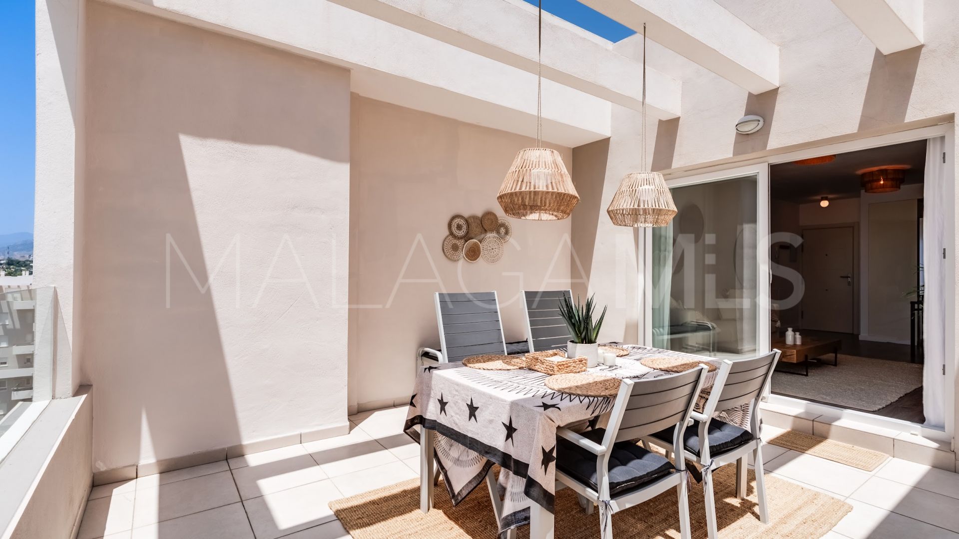 Takvåning for sale in Nueva Andalucia