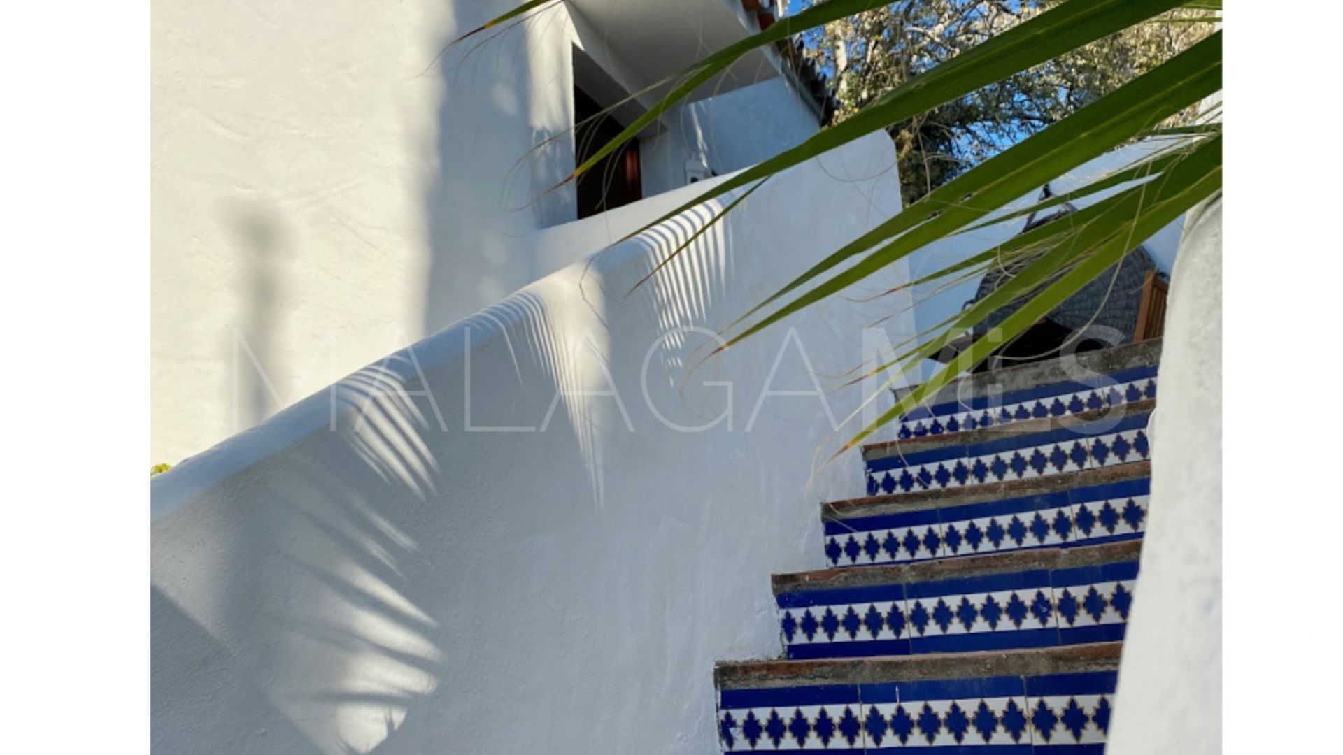 Landhaus for sale in Estepona