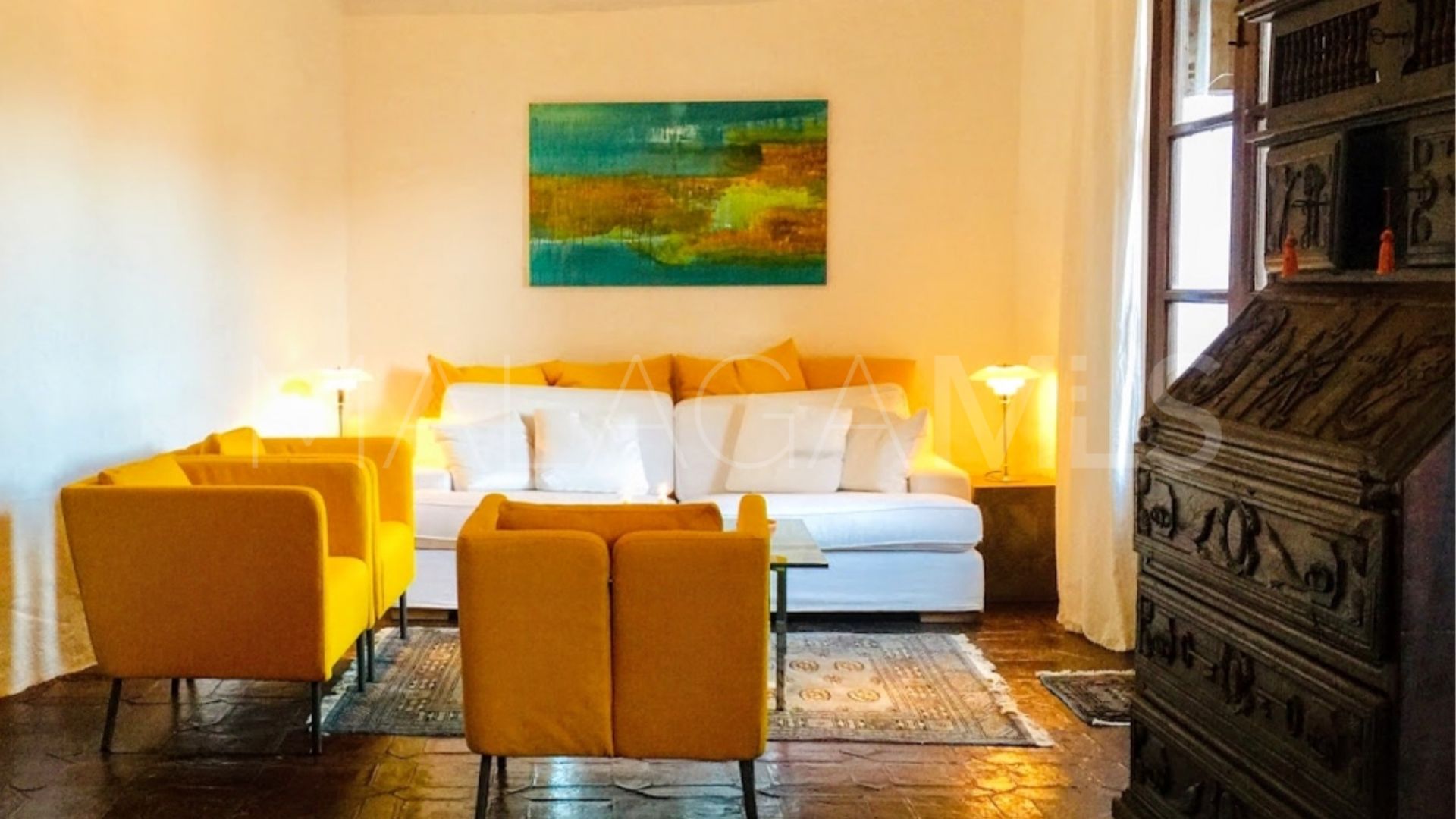Landhaus for sale in Estepona