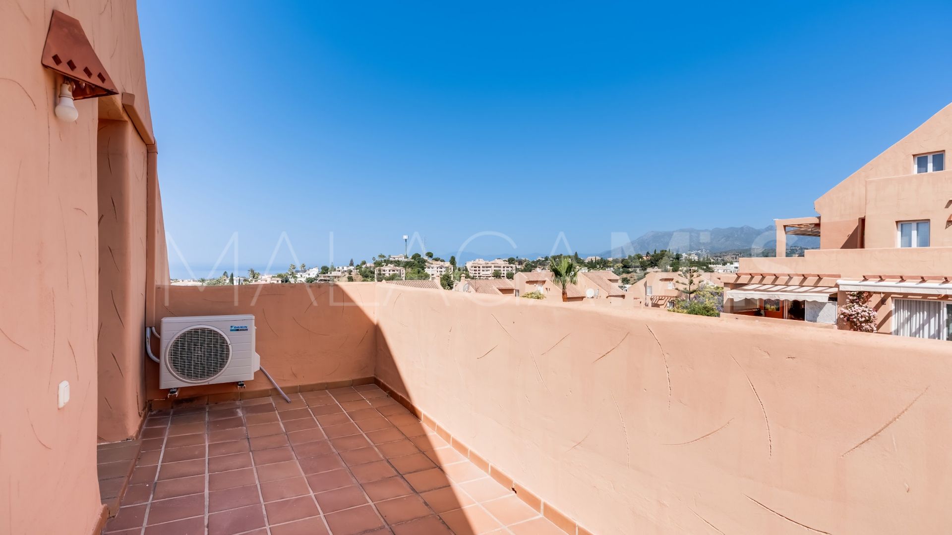 Zweistöckiges penthouse for sale in Elviria