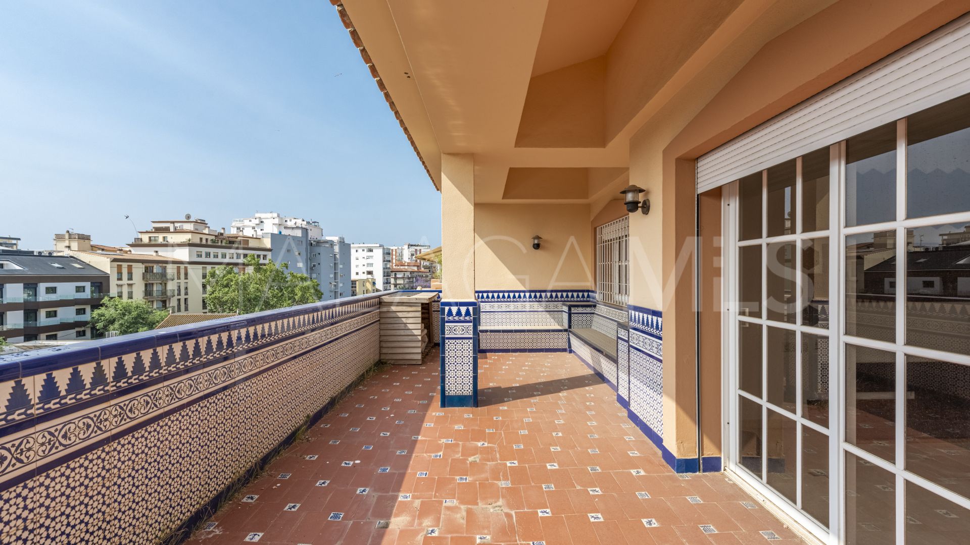 6 bedrooms penthouse in Fuengirola Centro for sale