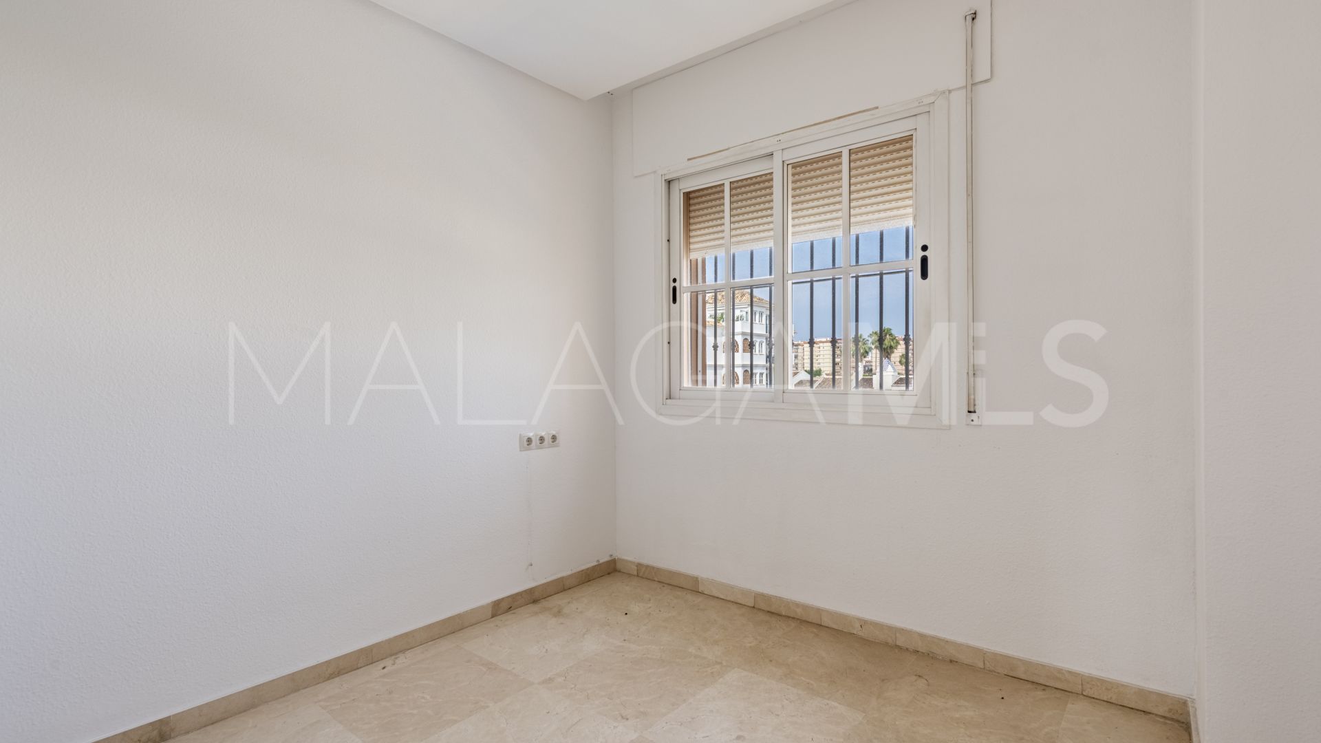 6 bedrooms penthouse in Fuengirola Centro for sale