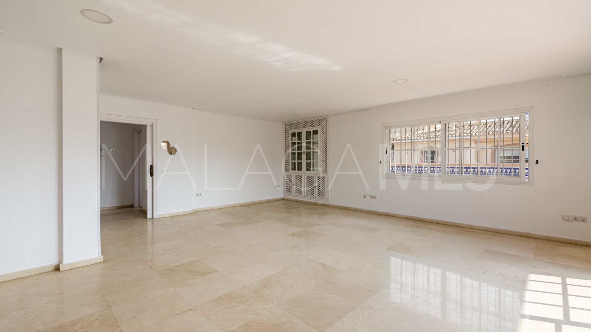 6 bedrooms penthouse in Fuengirola Centro for sale
