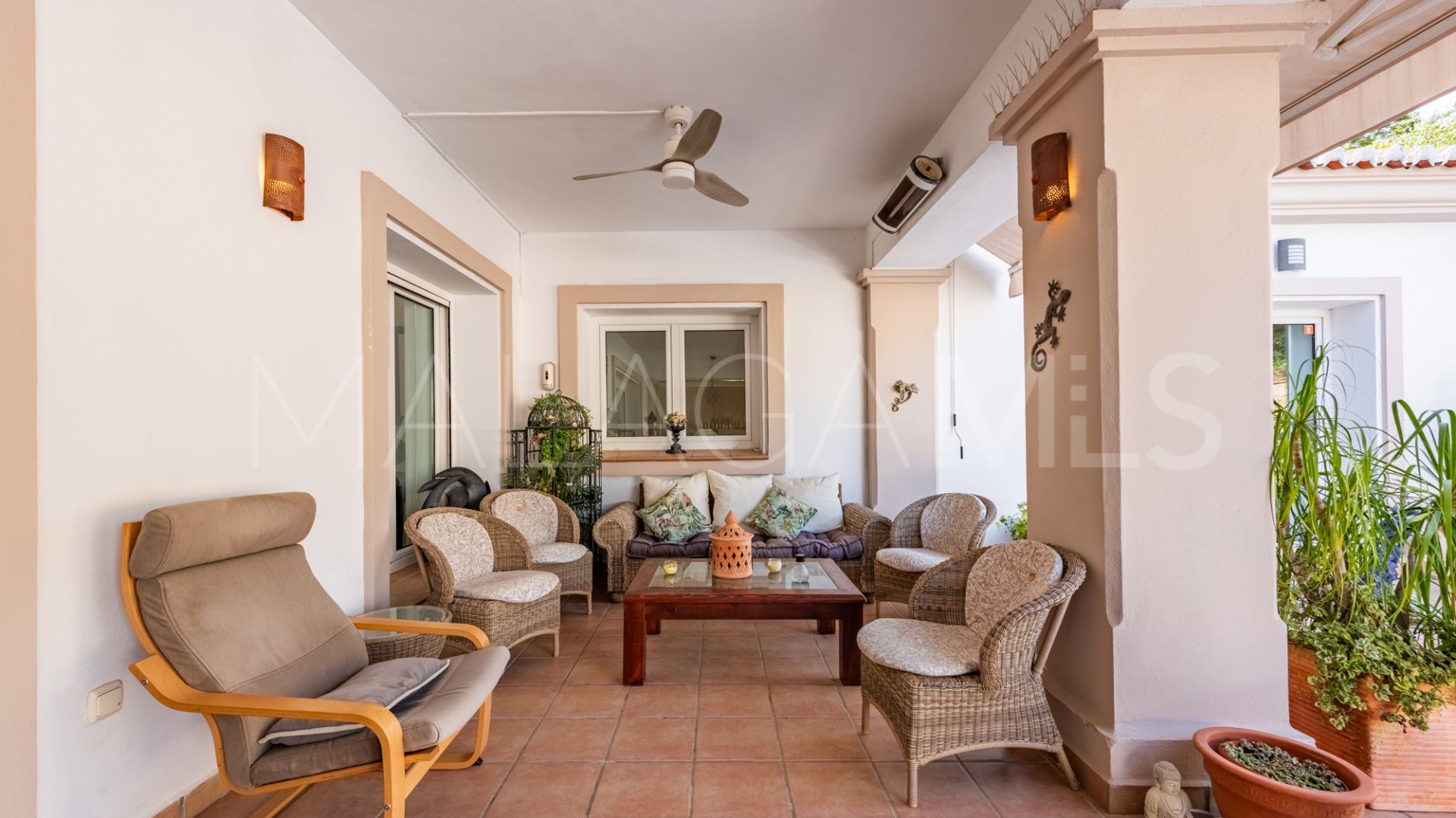 Villa for sale in Fuengirola