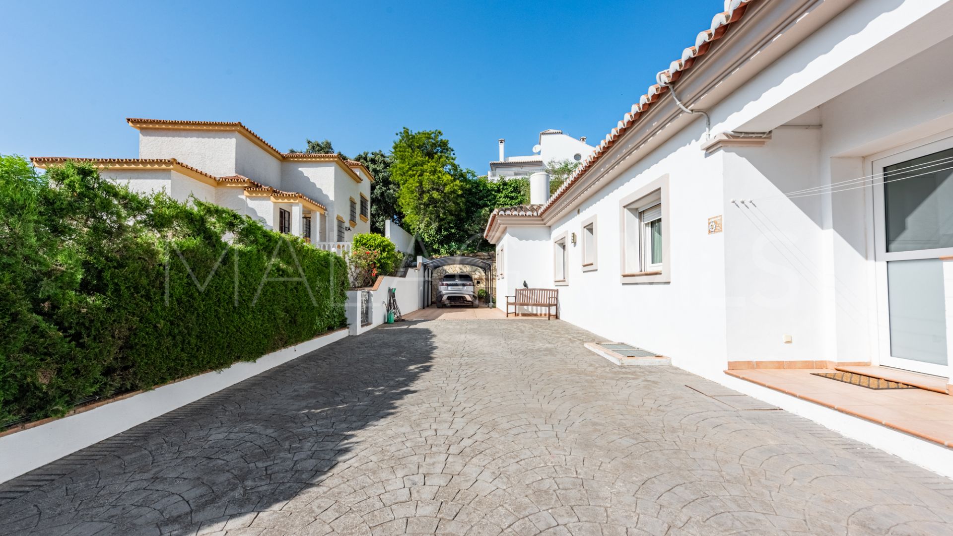 Villa for sale in Fuengirola