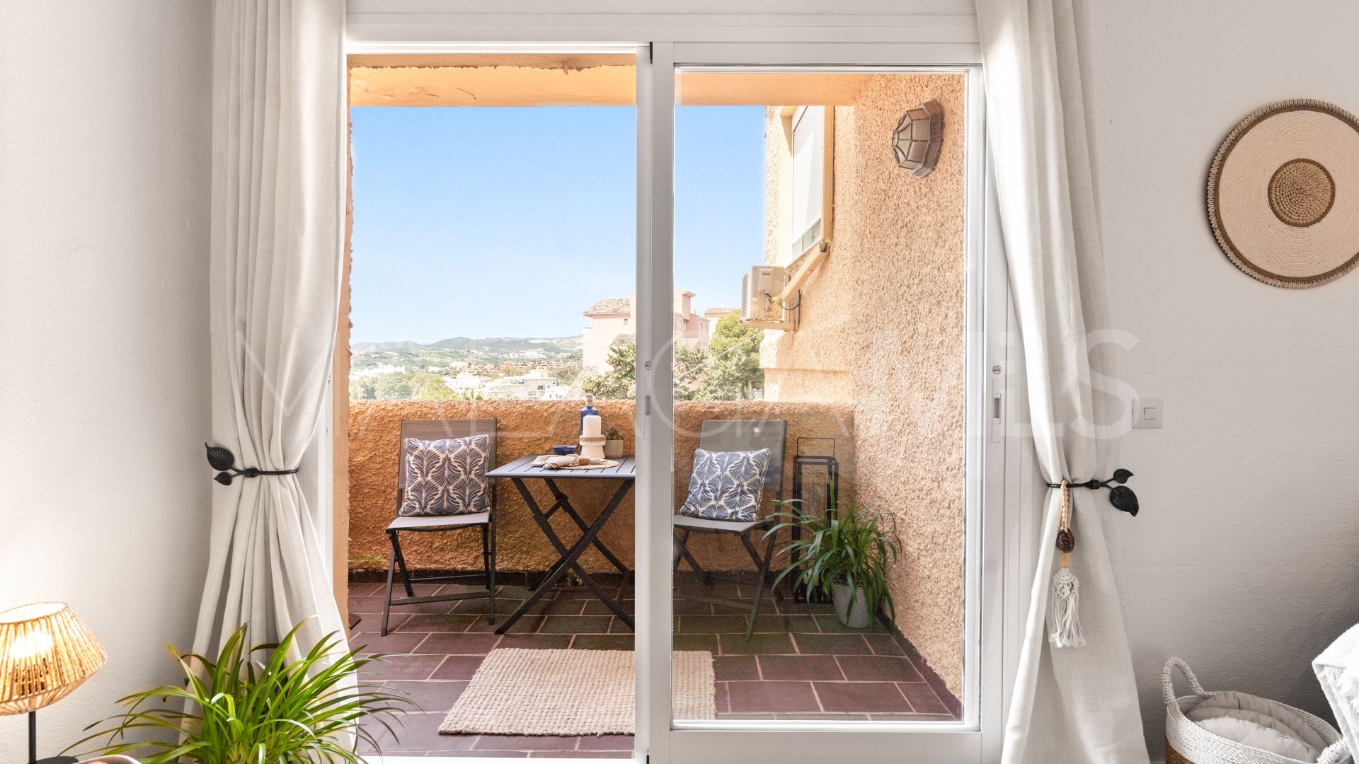Estepona Puerto, apartamento a la venta